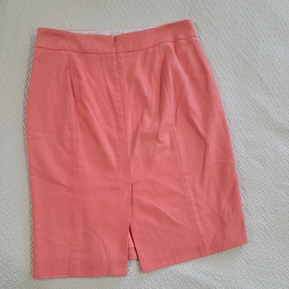 J. Crew add pop